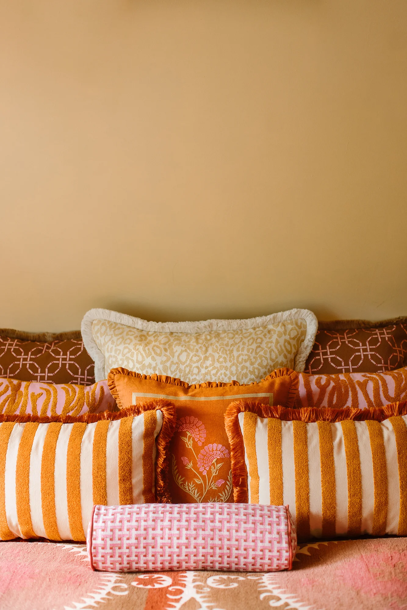 Cushion Carry Rust - Image 9