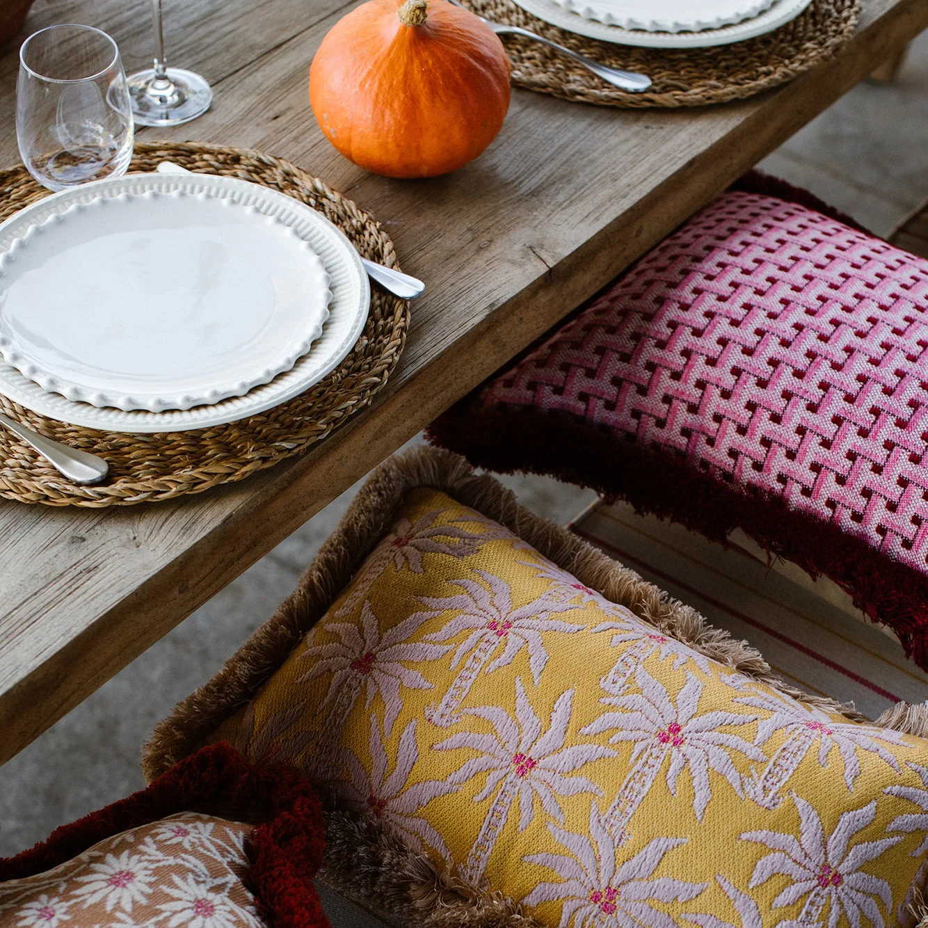Cushion Janis Bordeaux & Pink - Image 3