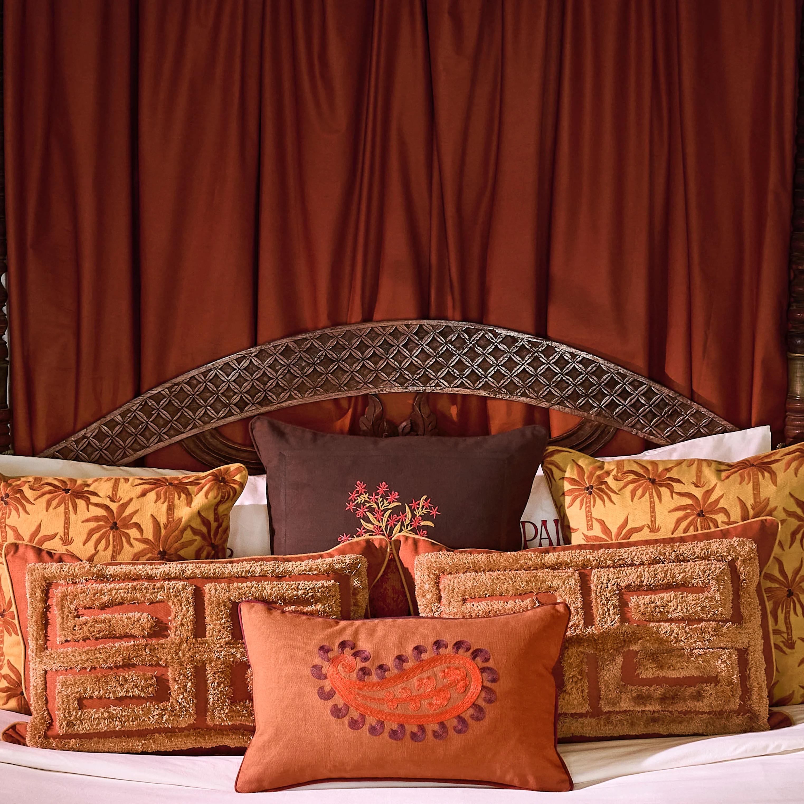 Cushion Laura Raffia & Caramel - Image 5