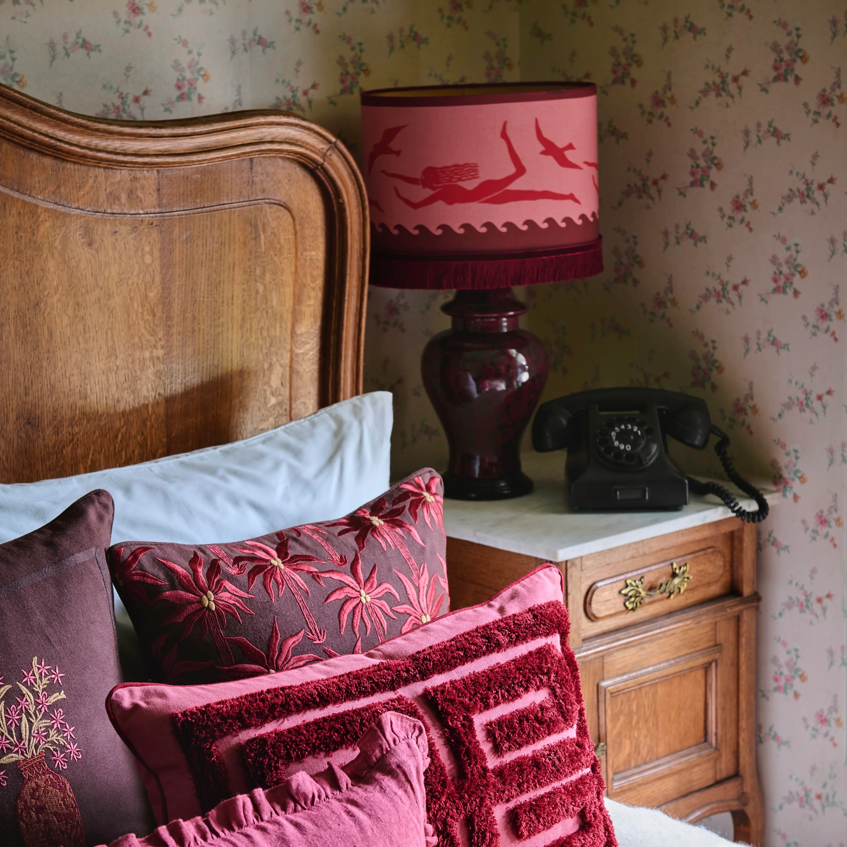 Cushion Rumi Chocolate & Pink - Image 7