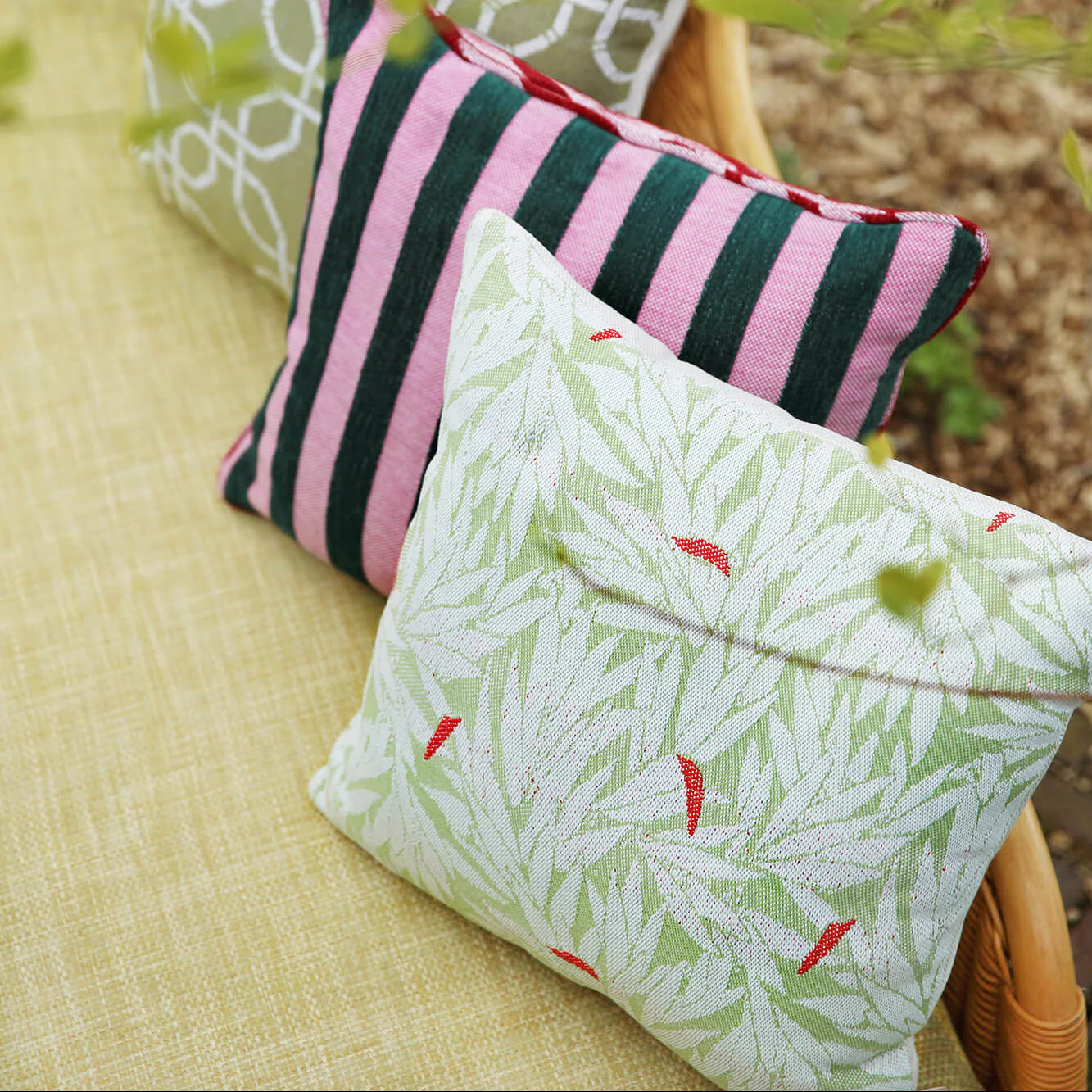 Cushion Yoko Green - Image 6