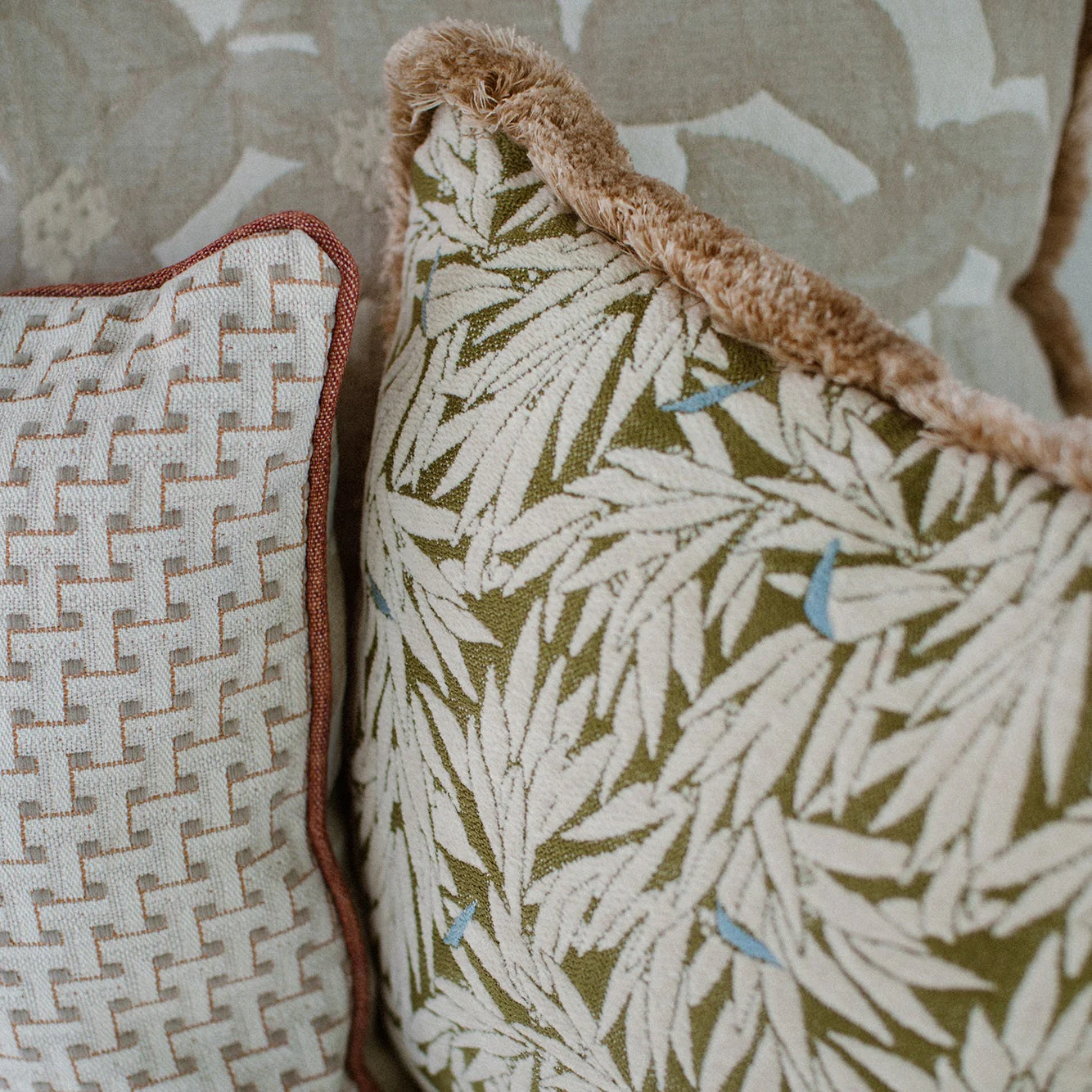 Cushion Yoko Olive - Image 5