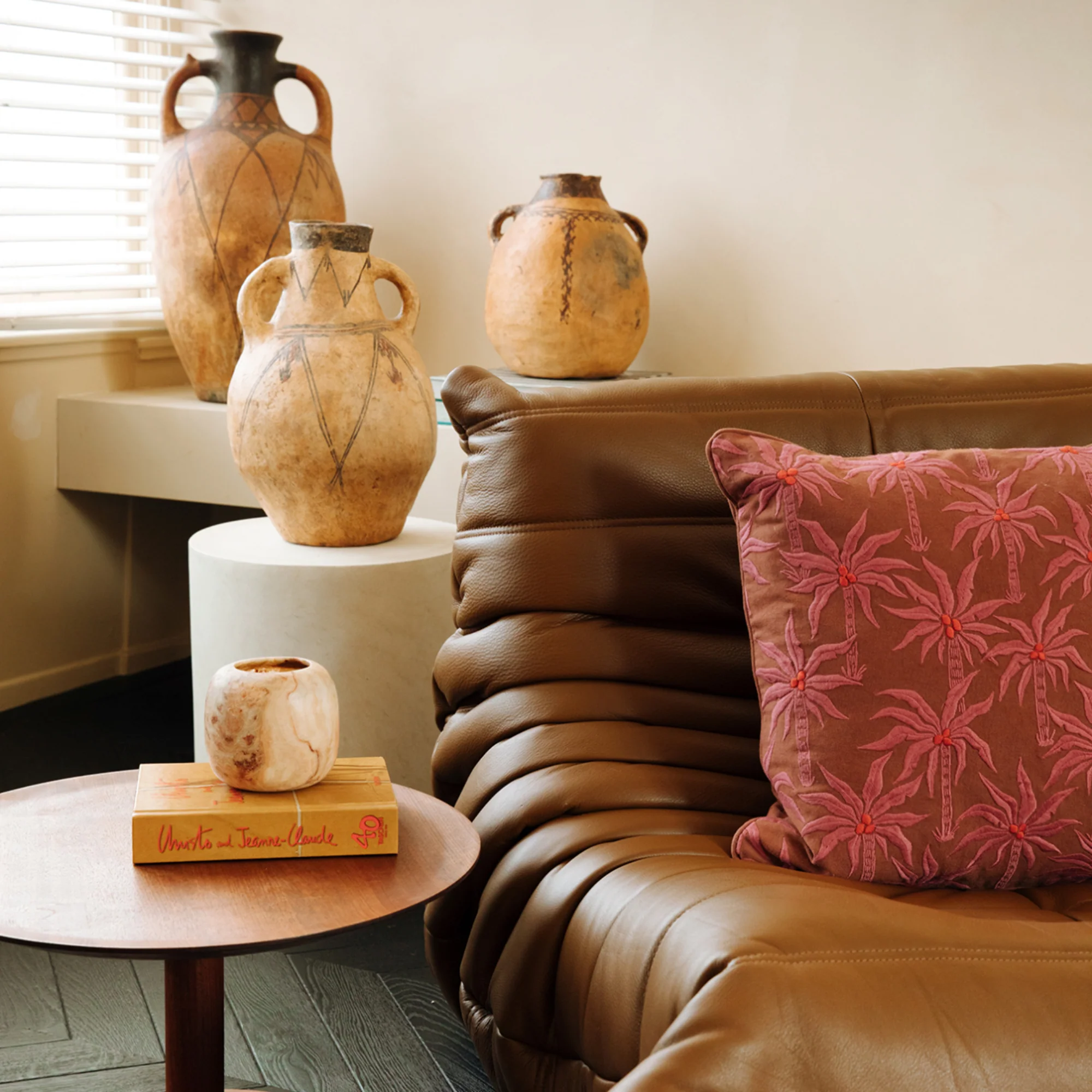 Cushion Laura Cinnamon & Orchid - Image 2