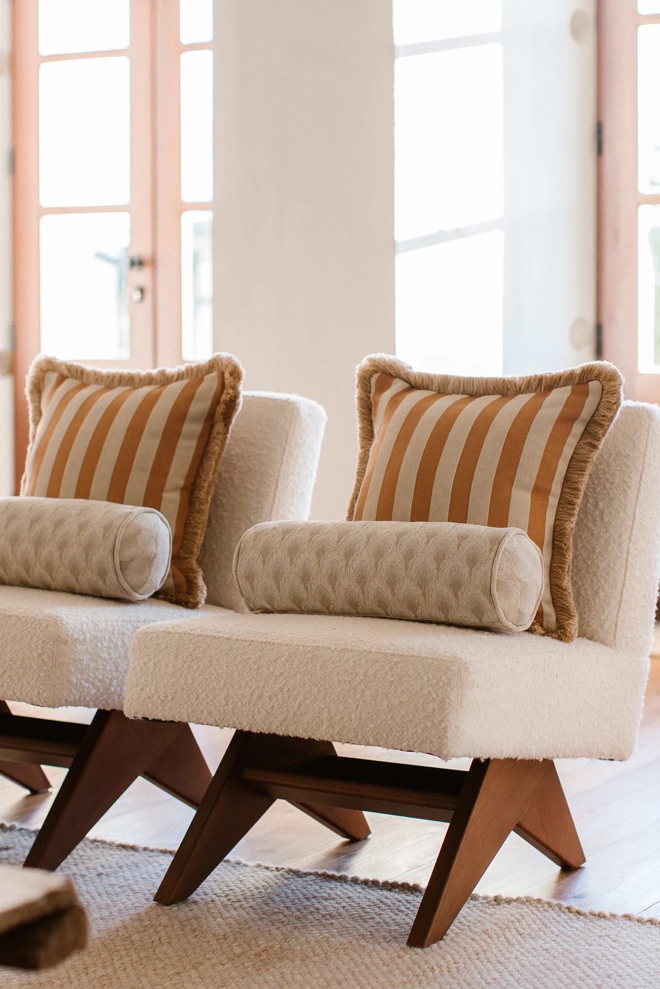 Double sided cushion Laura Moss & Caramel x Jackie Caramel & Ecru - Image 6