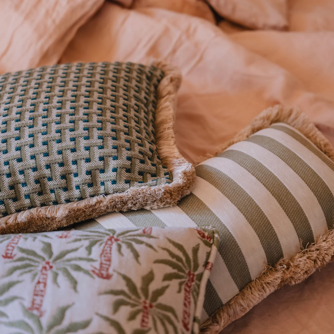 Double sided cushion Laura Olive & Spice x Jackie Caramel & Ecru - Image 4