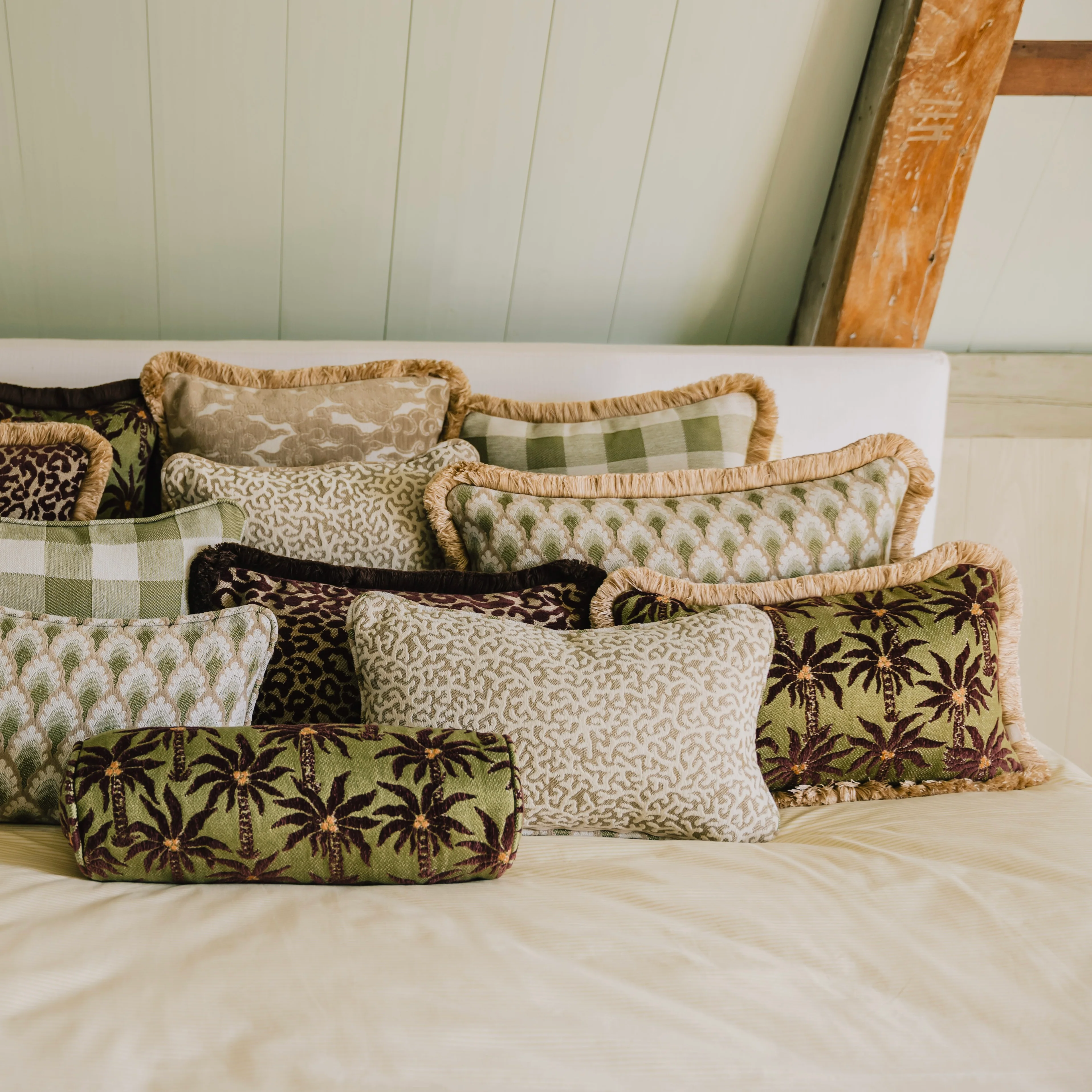 Double sided cushion Jessica Olive & Ecru x Brigitte Olive & Ecru - Image 3